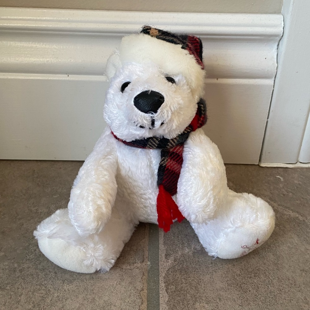 Sears 2002 Christmas plush “Flurry” polar bear